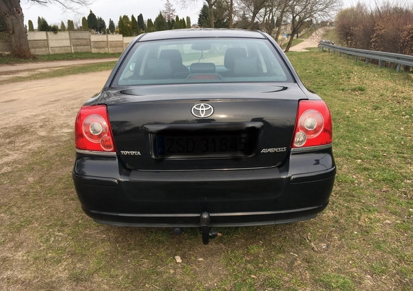 Toyota Avensis cena 13900 przebieg: 297000, rok produkcji 2006 z Świdwin małe 67